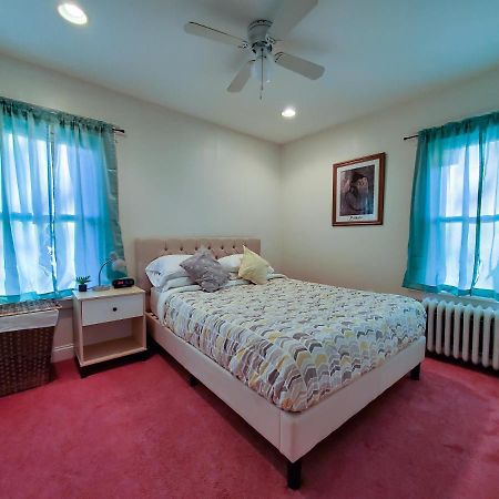 6 Minutes From The Falls! Spacious 2Nd Floor Apartment Sleeps 5 ナイアガラフォールズ エクステリア 写真