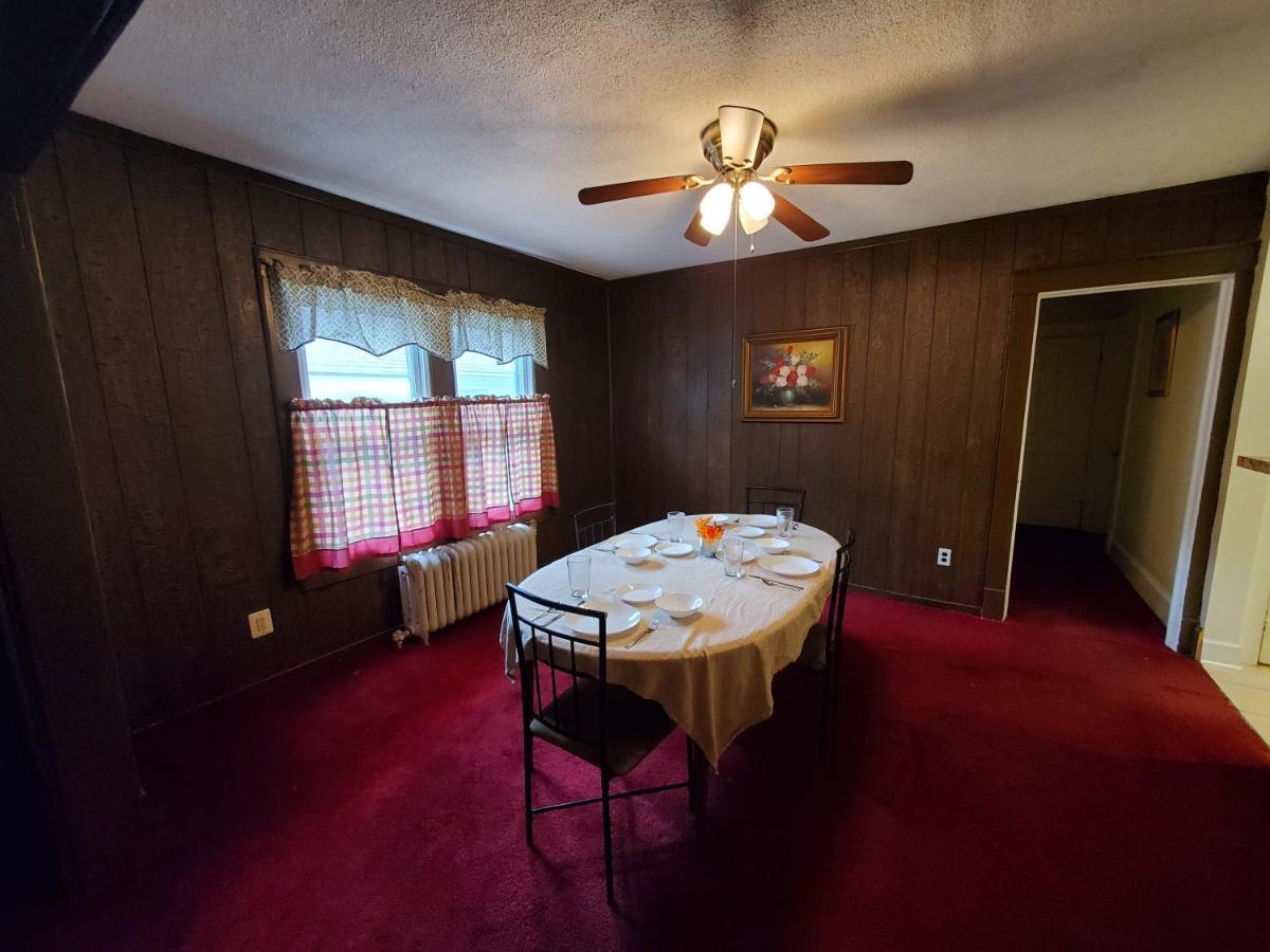 6 Minutes From The Falls! Spacious 2Nd Floor Apartment Sleeps 5 ナイアガラフォールズ エクステリア 写真