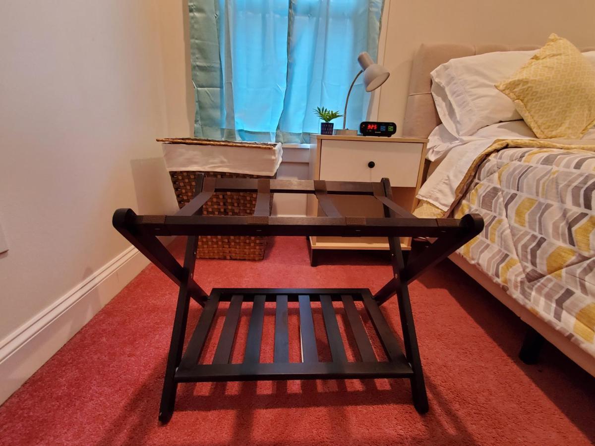 6 Minutes From The Falls! Spacious 2Nd Floor Apartment Sleeps 5 ナイアガラフォールズ エクステリア 写真