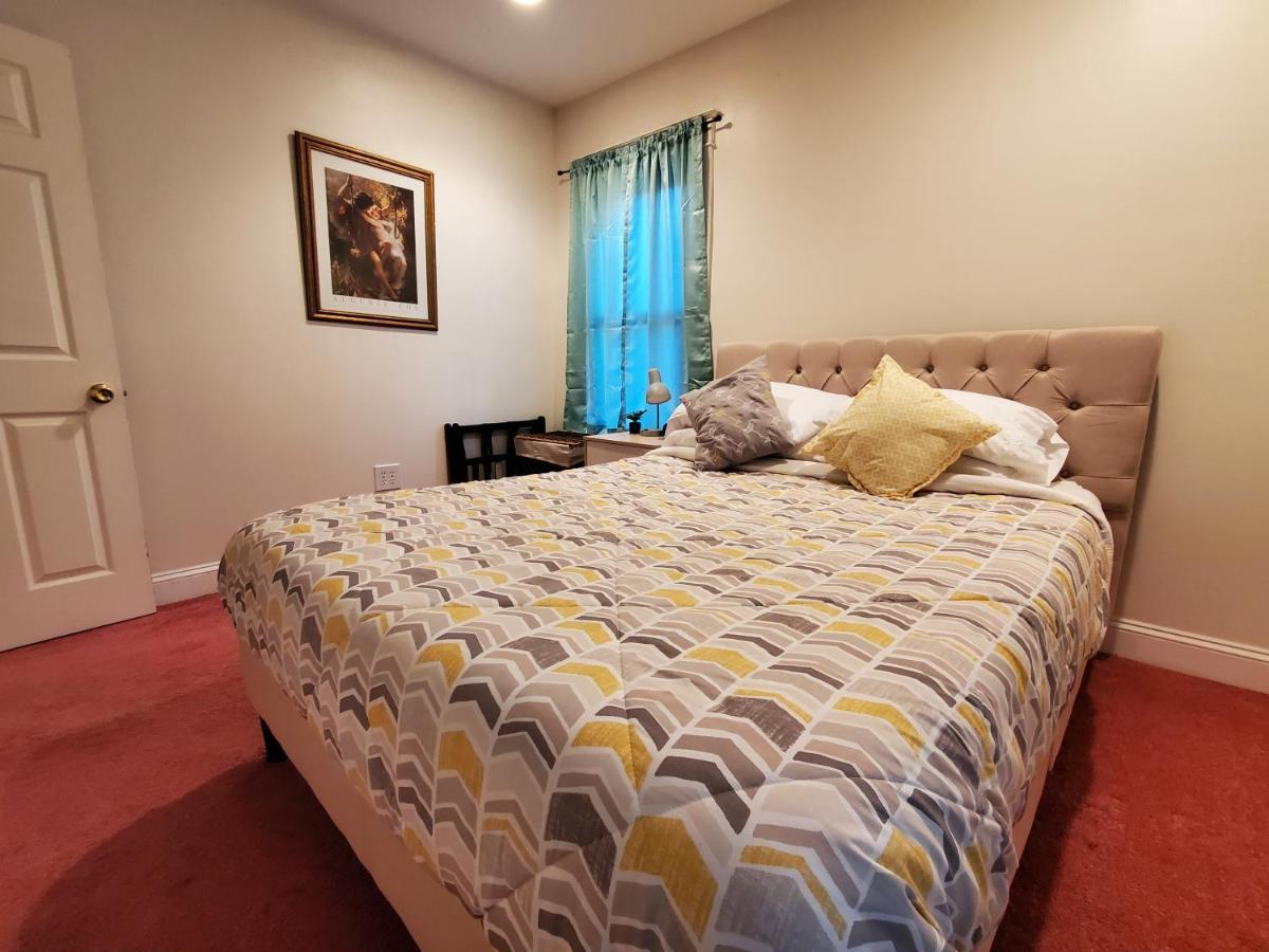 6 Minutes From The Falls! Spacious 2Nd Floor Apartment Sleeps 5 ナイアガラフォールズ エクステリア 写真