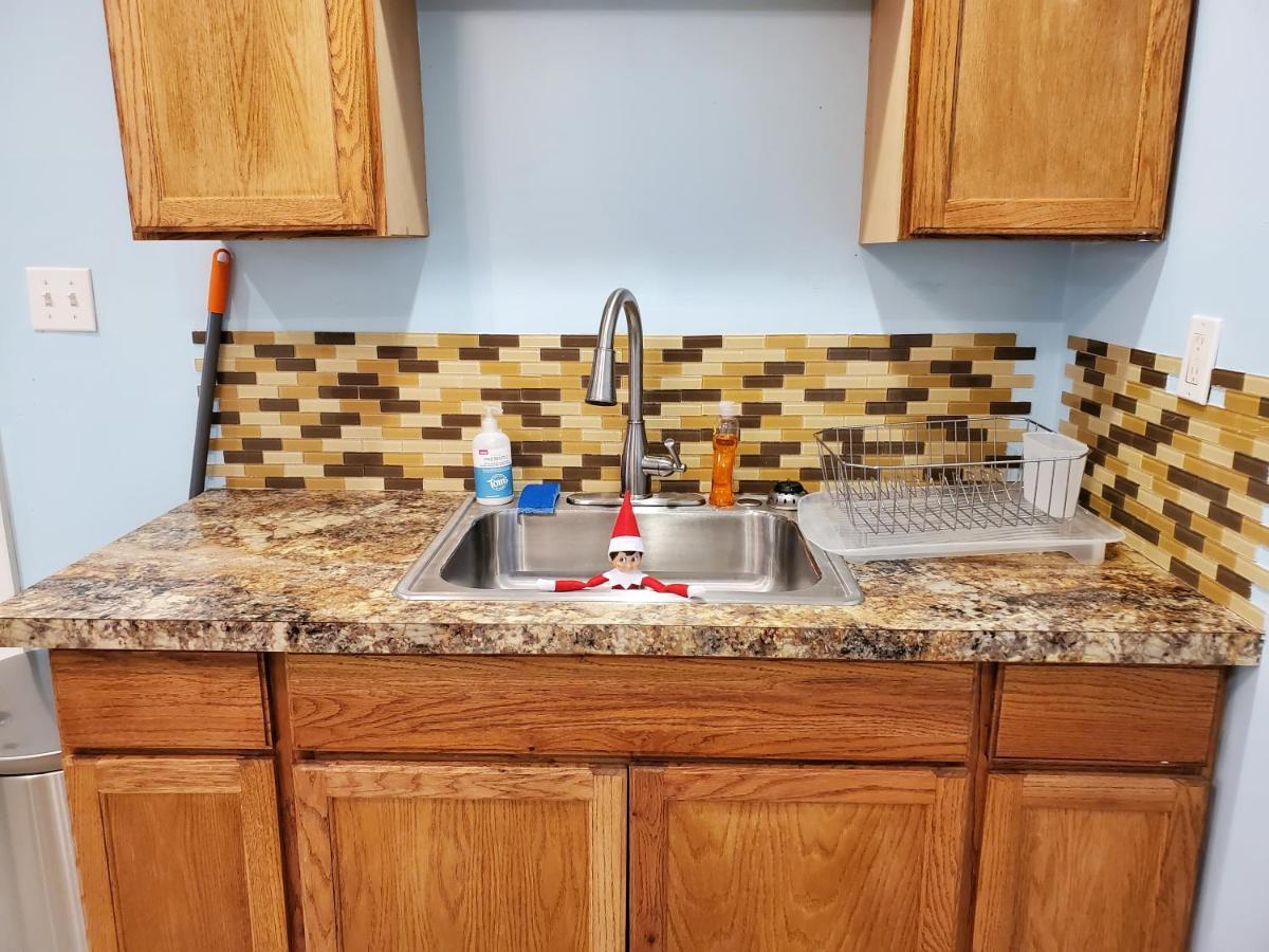 6 Minutes From The Falls! Spacious 2Nd Floor Apartment Sleeps 5 ナイアガラフォールズ エクステリア 写真