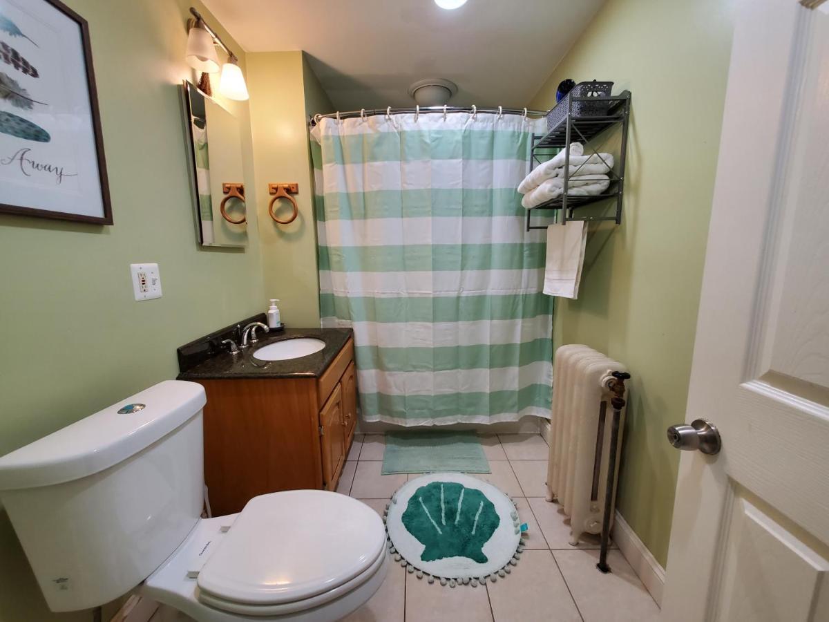 6 Minutes From The Falls! Spacious 2Nd Floor Apartment Sleeps 5 ナイアガラフォールズ エクステリア 写真